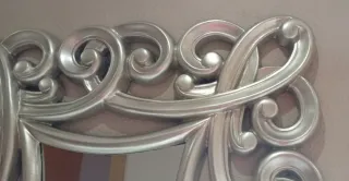 Espejo decorativo plateado