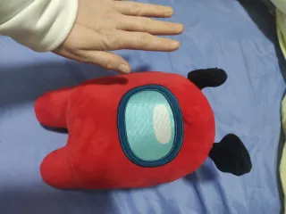 Peluche Among Us Rojo