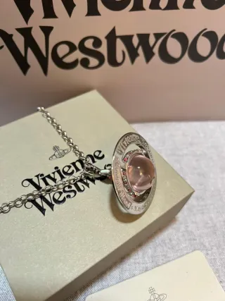 Collar Vivienne Westwood Orb Rosa y Plateado
