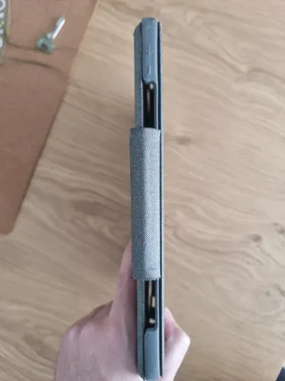 Cover con tastiera Logitech Folio Touch per iPad Air 4