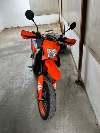 KTM 690 SMC R Supermotard