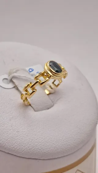 Anillo Oro 18k con  zafiro