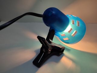 Lámpara de Pinza KDE