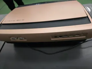 Proyector Láser Negro y Dorado