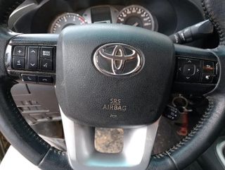 Toyota Hilux 2021