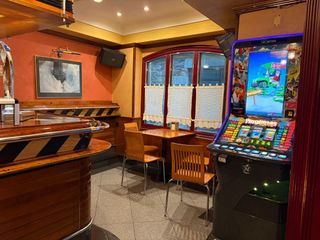 Se alquila bar de dos plantas en Deba (Gipuzkoa)