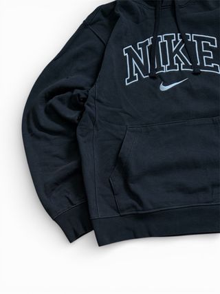 Casaco com capuz Nike preto