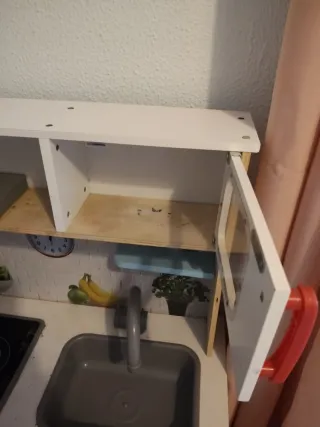 Cocinita de madera para niños