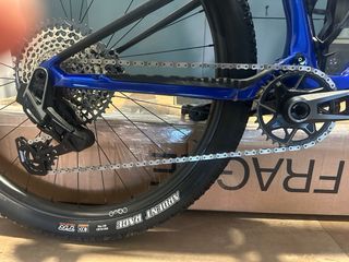 Envio50 Orbea OizM10 Team Rueda DT swiss carbo2025