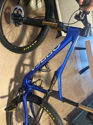 Envio50 Orbea OizM10 Team Rueda DT swiss carbo2025