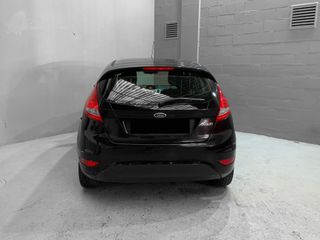 FORD FIESTA 1.25 Gasolina de 82CV del 2012