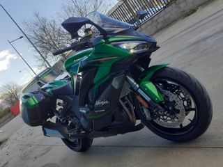 Kawasaki Ninja 1100 SX SE Performance Tourer