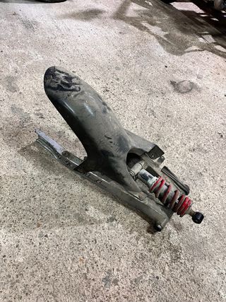 Basculante Yamaha TZR con Amortiguador