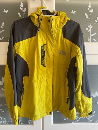 Anorak The North Face Amarillo y Gris