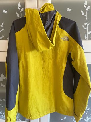 Anorak The North Face Amarillo y Gris