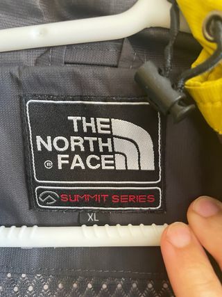 Anorak The North Face Amarillo y Gris