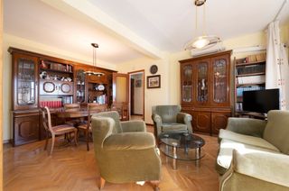 Mueble de salón de madera
