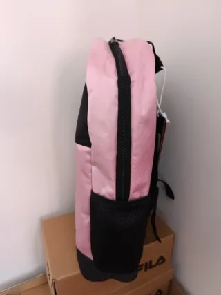 Mochila Reebok Negra y Rosa