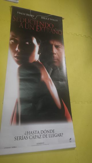Banderola Cine Seduciendo a un Extraño