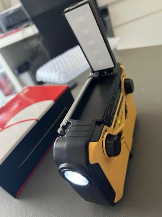 Radio PRUNUS J-369 Manivela Solar USB FM/AM