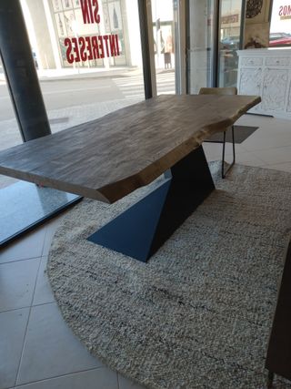 Mesa comedor madera y metal
