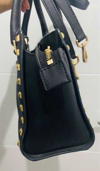 Bolso Michael Kors Negro Piel Tachuelas Doradas