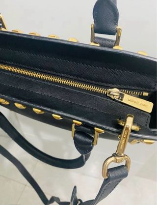 Bolso Michael Kors Negro Piel Tachuelas Doradas
