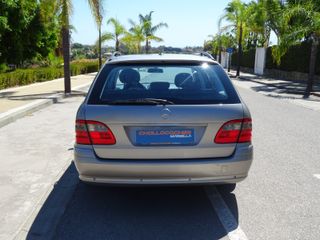 MERCEDES E280 GASOLINA FAMILIAR AUTOMATICO