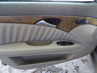 MERCEDES E280 GASOLINA FAMILIAR AUTOMATICO