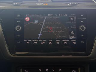 Volkswagen Touran *7 PLAZAS*