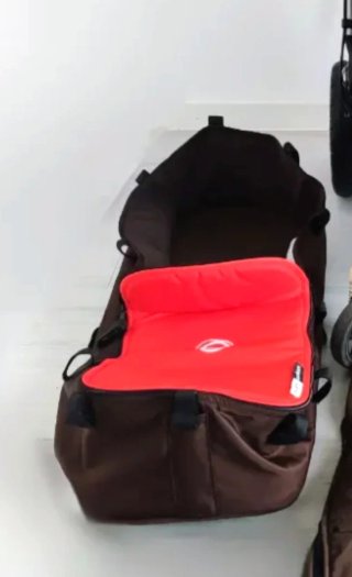 Carro con silla y cuco Bugaboo Camaleón 2 + regalo