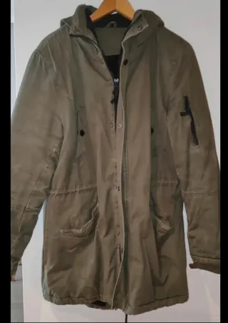 Abrigo verde con pelo interior