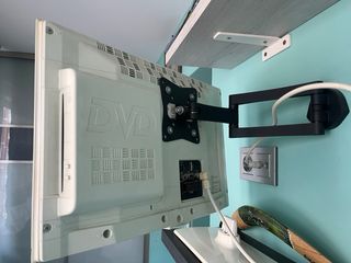 Televisor Nevir con DVD