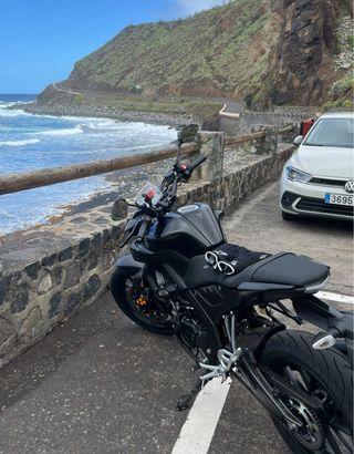 Yamaha MT-125 Negra