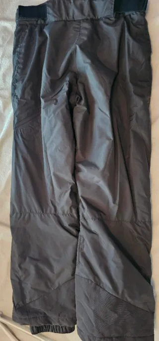 Pantalón de esquí impermeable negro. Marca Wedze.