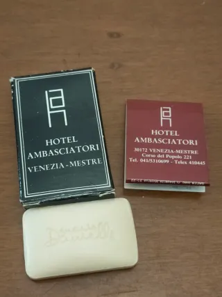 Set cortesia vintage Hotel Ambasciatori Venezia