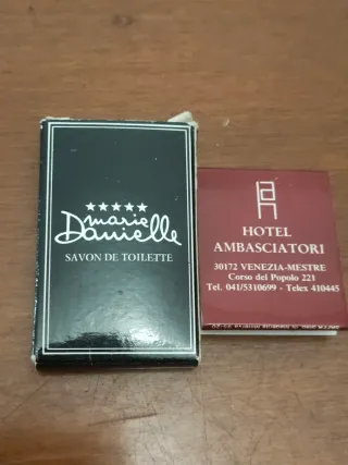 Set cortesia vintage Hotel Ambasciatori Venezia