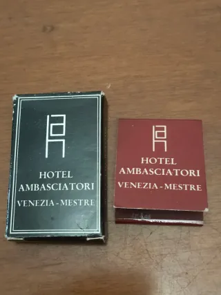 Set cortesia vintage Hotel Ambasciatori Venezia
