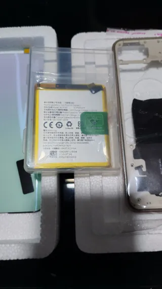 Batería, Tapa Trasera y Carcasa Realme X2