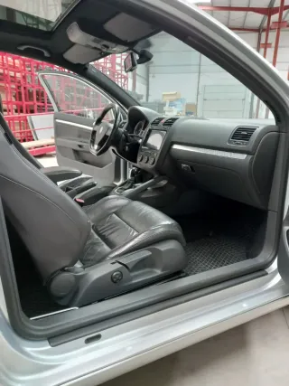 Volkswagen Golf 2005