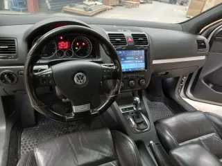 Volkswagen Golf 2005