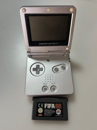 Nintendo Game Boy Advance SP + FIFA 06