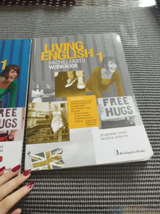 LIVING ENGLISH 1 BACH SB ED.14 Burlington Books