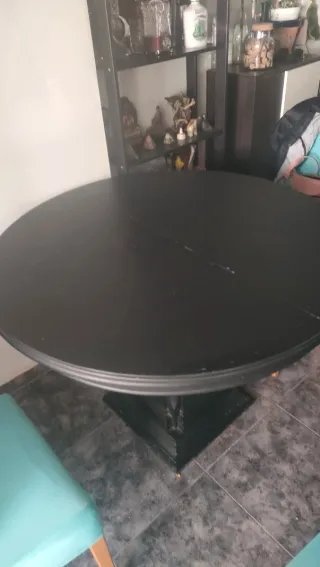 Mesa de comedor redonda120.negra extensible