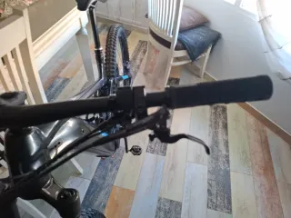 Bici Eléctrica Giant Reign 2022