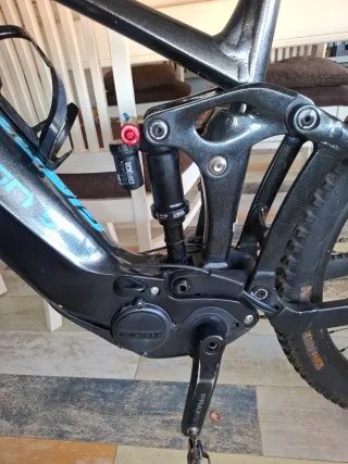 Bici Eléctrica Giant Reign 2022