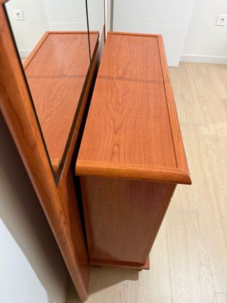 Mueble entrada espejo vitrina madera