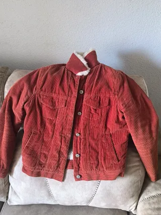 Chaqueta Corduroy Roja con Borrego