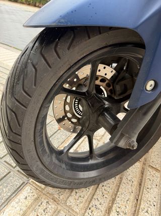 Moto Scooter Azul Automática