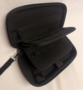 Console portatile Nintendo Switch Lite + custodia